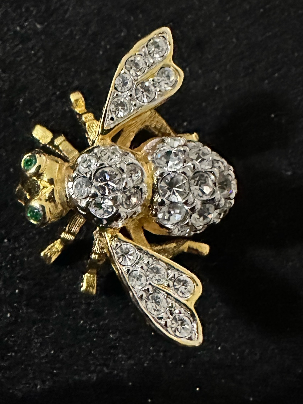 Joan Rivers gold-tone bee brooch